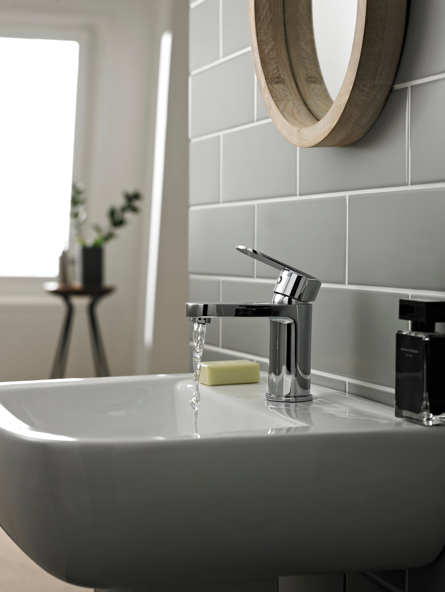 LOGIK MONO BASIN MIXER TAP040LOJ